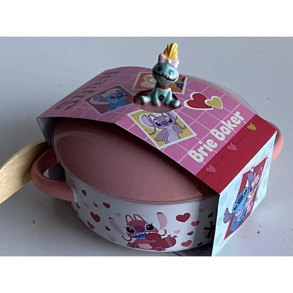 Disney Stitch And Angel Valentines Hearts Ceramic Brie Baker‎ & Wood Spoon NEW